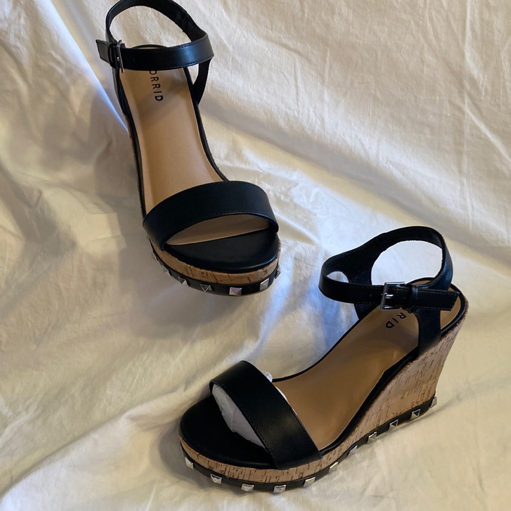 NEW Torrid Black Studded Platform Cork Wedge, 9 (4W) extra wide width